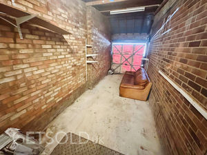 Photo 2- click for photo gallery